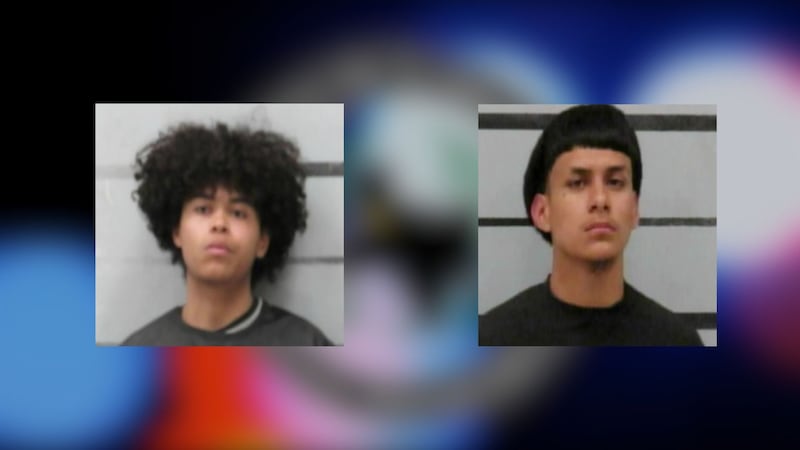 2 teens arrested after breaking into cars in Lubbock