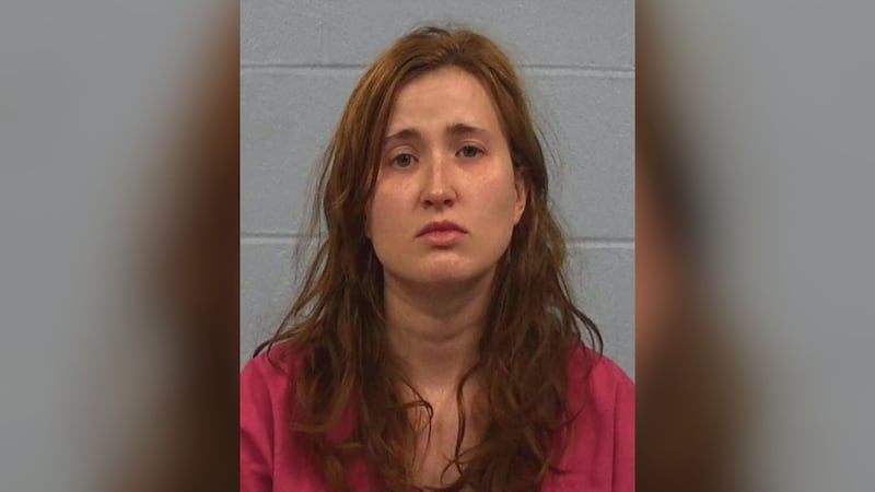 Dava Pound se declaró culpable en junio, luego de aparecer en varios videos, incluyendo uno en...