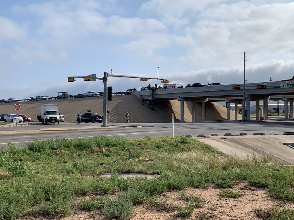 Emergency crews are responding to a major crash in south Lubbock.