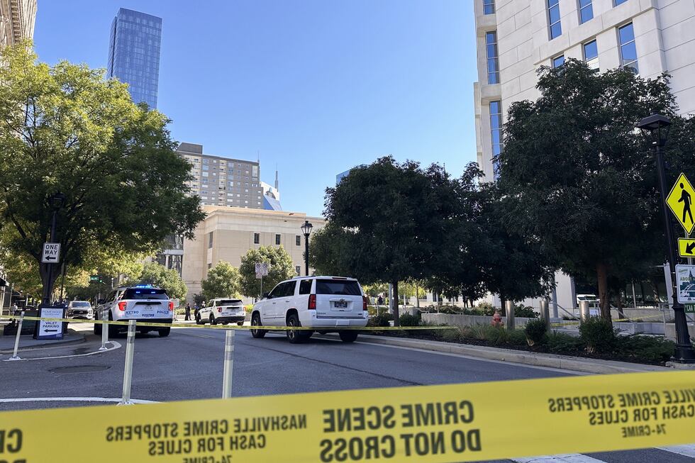 La presencia policial en el tribunal en Nashville, Tennessee, el 8 de octubre del 2026. (AP...