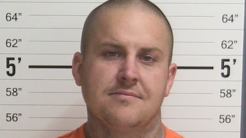 Un jurado del Condado de Curry condenó a un hombre por portar un arma de fuego siendo...