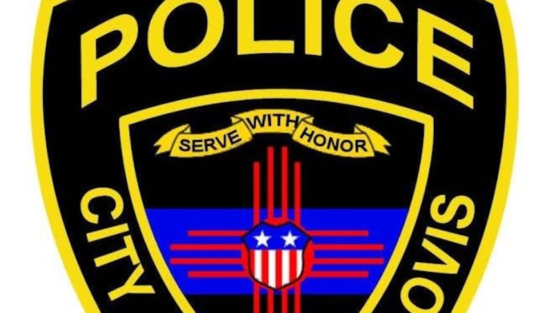 Clovis police are investigating a fatal shooting of a man who died at a Lubbock hospital.