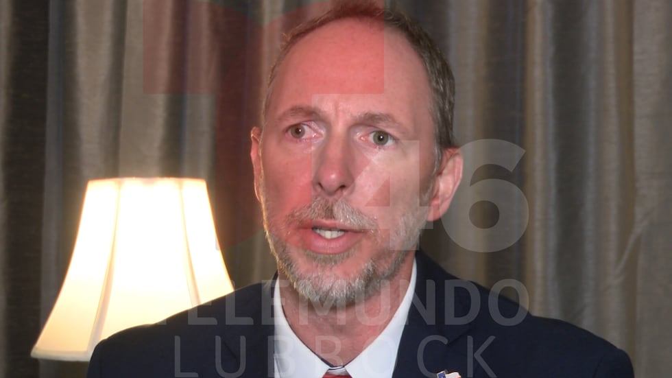 Wesley Houck critica manejo de controversia Parrish-Corley y promete liderazgo equilibrado