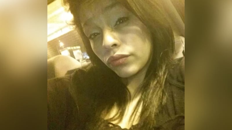 Autoridades y familiares buscan a Janica Olivarez, una mujer de 29 años reportada como...