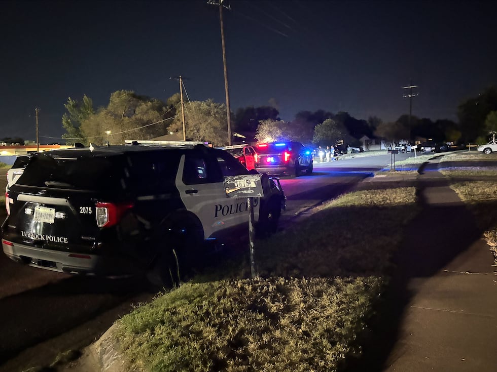 Lubbock police respond to stabbing on 42nd Street