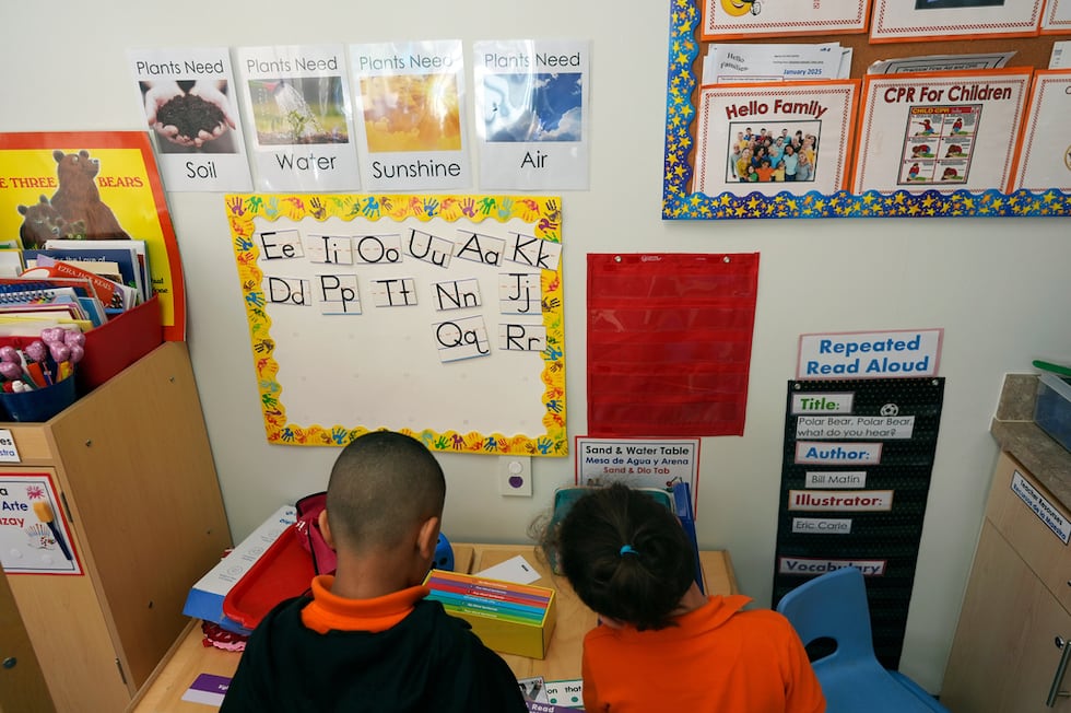 Alumnos participan en un programa de Head Start administrado por Easterseals, una organización...