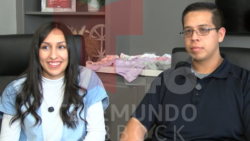 Pareja joven lanza negocio de ropa infantil para ayudar a familias de Lubbock