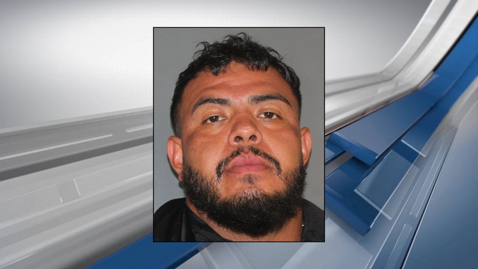 Roberto Castro, 34, of Kilgore