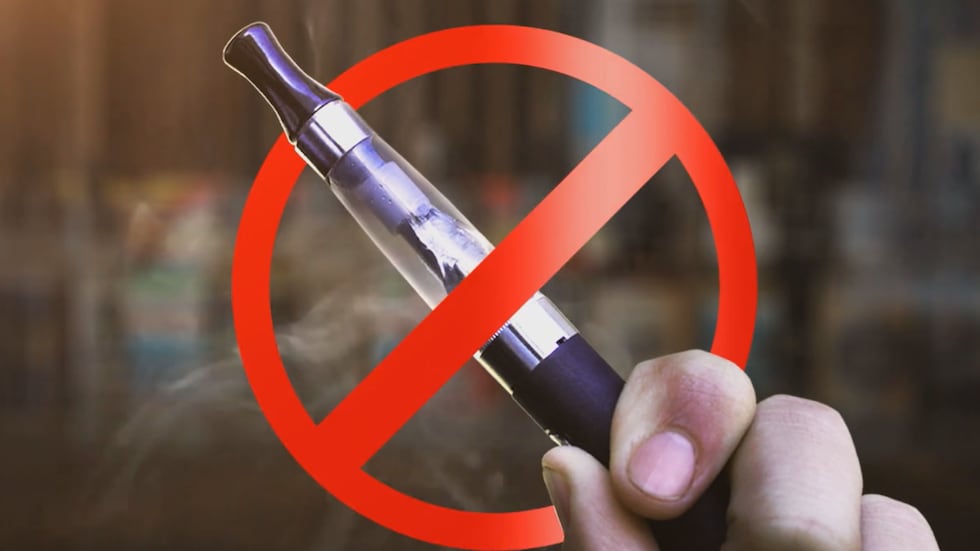 Varias escuelas han aplicado sanciones estrictas en virtud de la ley sobre vapeo de Texas.