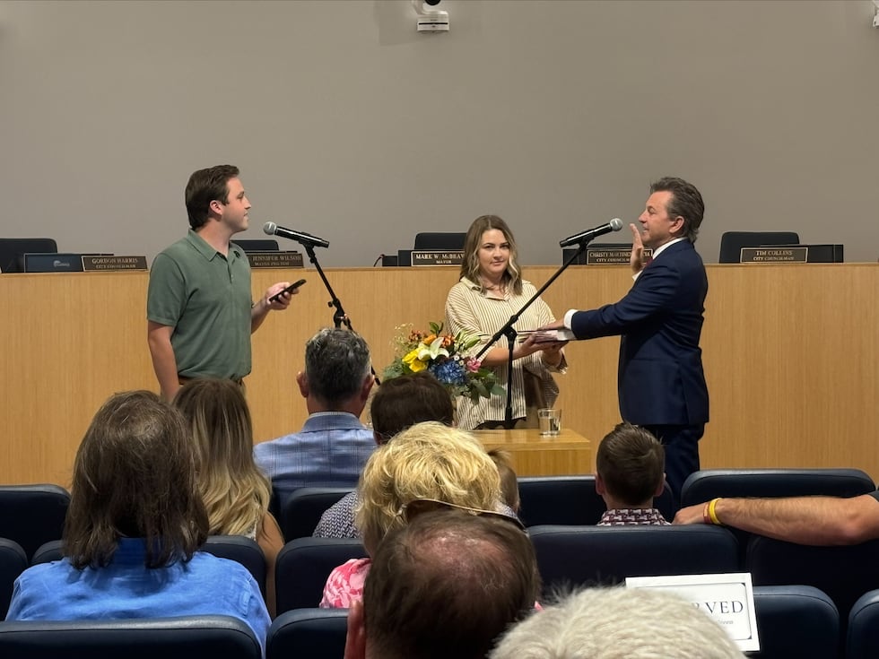 Tim Green sworn in District 4