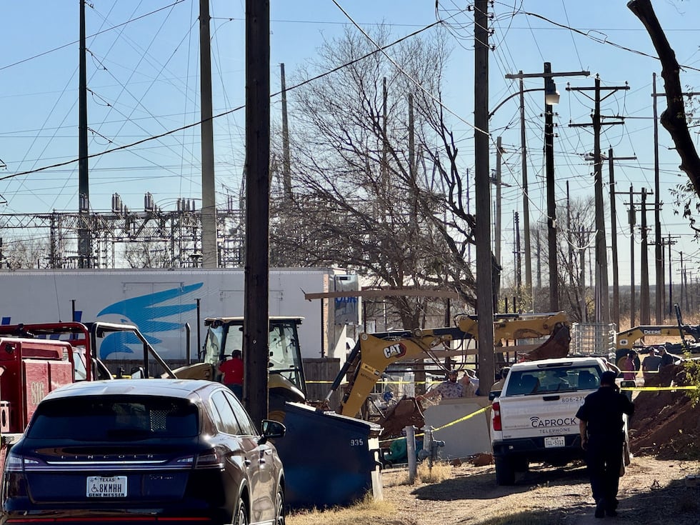 An employee for the city of Spur died in a cave-in at a utility trench on Wednesday afternoon,...