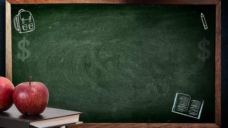 Estudiantes participan en concurso de deletreo en español