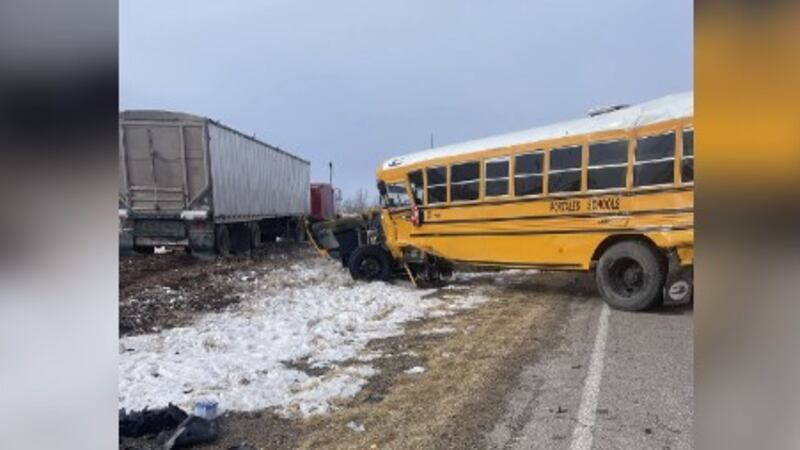 “Mi principal objetivo eran mis hijos”: Accidente de bus escolar en Portales sigue bajo...