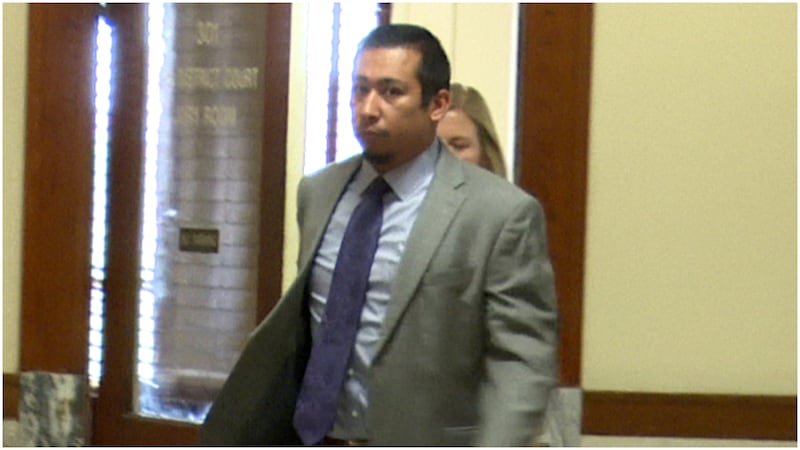 Pablo Martínez, de 33 años, se declaró culpable de 13 cargos reducidos de conducta temeraria,...