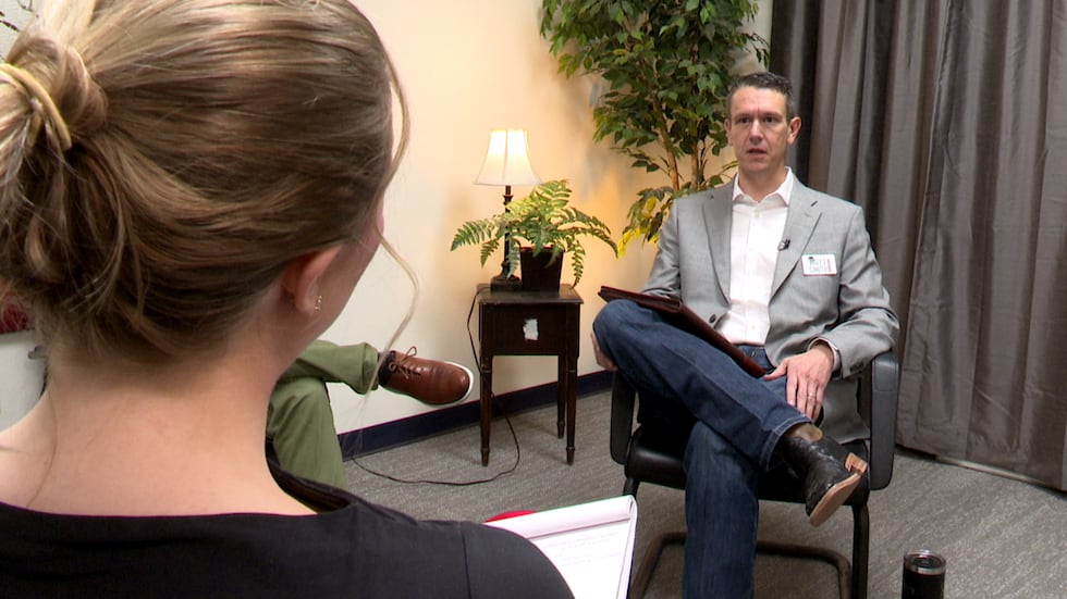 Matt Smith promete responsabilidad fiscal y avivamiento espiritual en el Distrito 19 de Texas