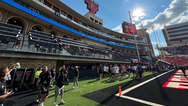 Pregame photos from Jones AT&T Stadium as the Red Raiders get ready to open their seasons...