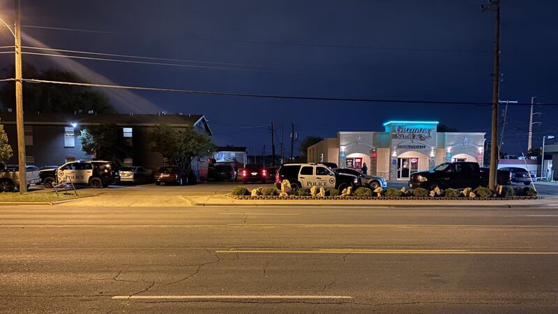 Una persona resultó herida después de un tiroteo el lunes por la noche en West Lubbock.