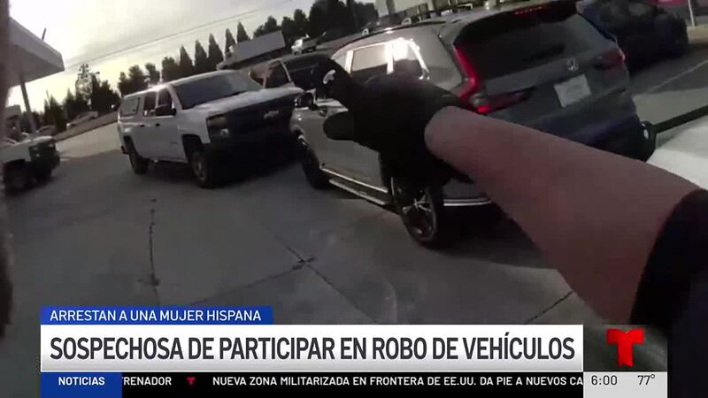 La policía arrestó a Mayreny Yasiry Ciprián cuando trató de venderle un vehículo robado a un...