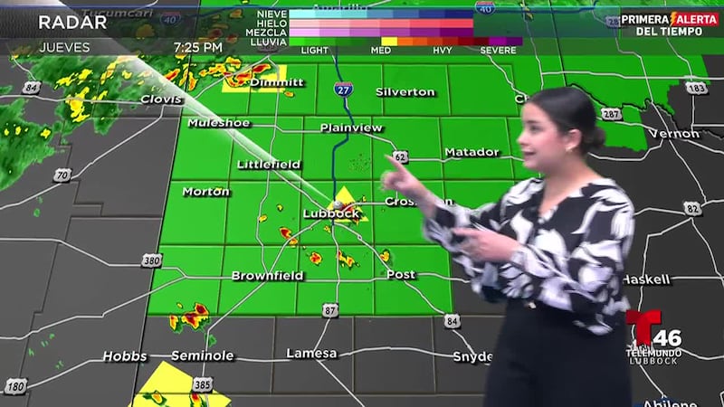 El Servicio Nacional de Meteorología en Lubbock emitió una advertencia de tormenta severa para...