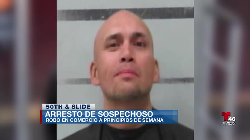 Nathan Reyes, de 48 años, permanece detenido en el Centro de Detención del Condado de Lubbock...