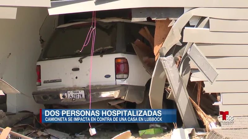 Dorthia Robinson, de 40 años, y la residente Antionette White, de 55, fueron trasladadas al...